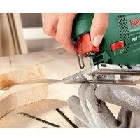 Электролобзик Bosch PST 750 PE (06033A0520) Электролобзик Bosch PST 750 PE (06033A0520)